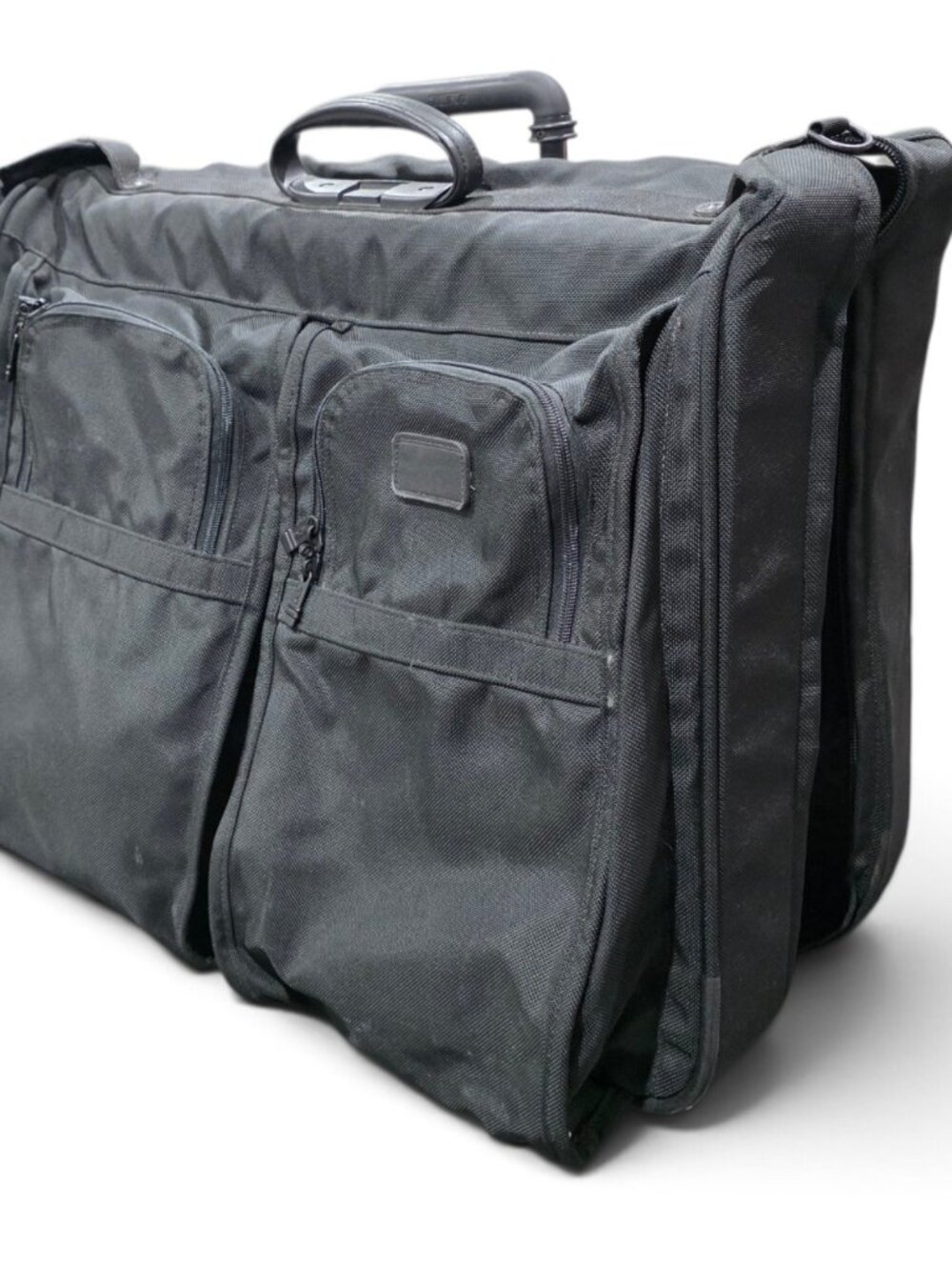 TUMI Alpha Classic 22134DH Bi-Fold Garment Bag Black Ballistic Nylon